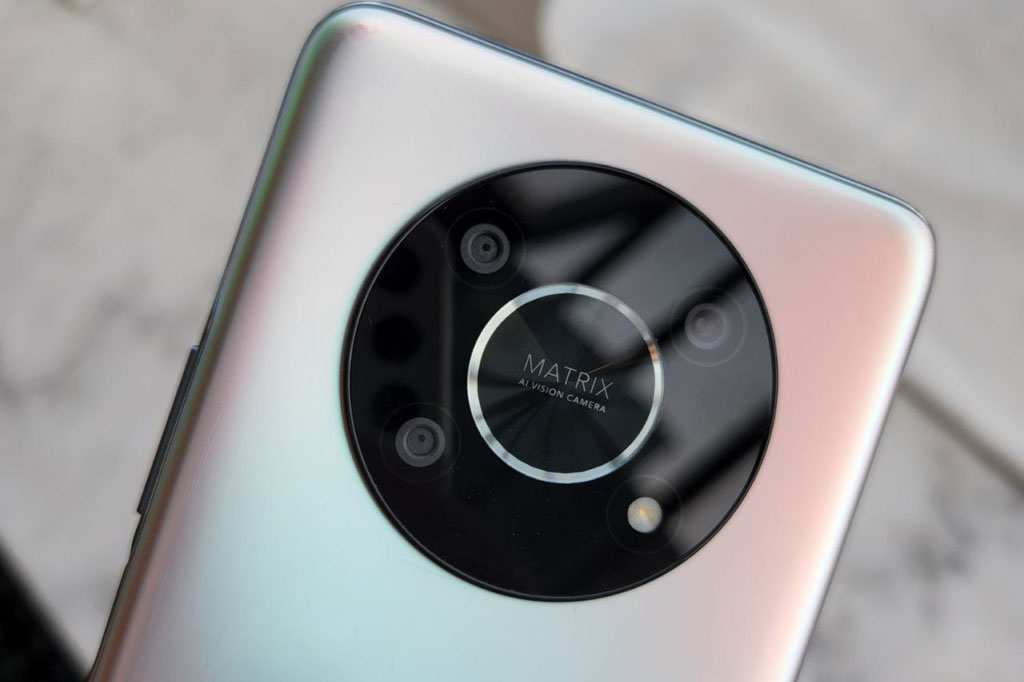 Smartphone chip S695 5G, RAM 8 GB, màn hình 120Hz, sạc siêu tốc, giá ‘mềm’