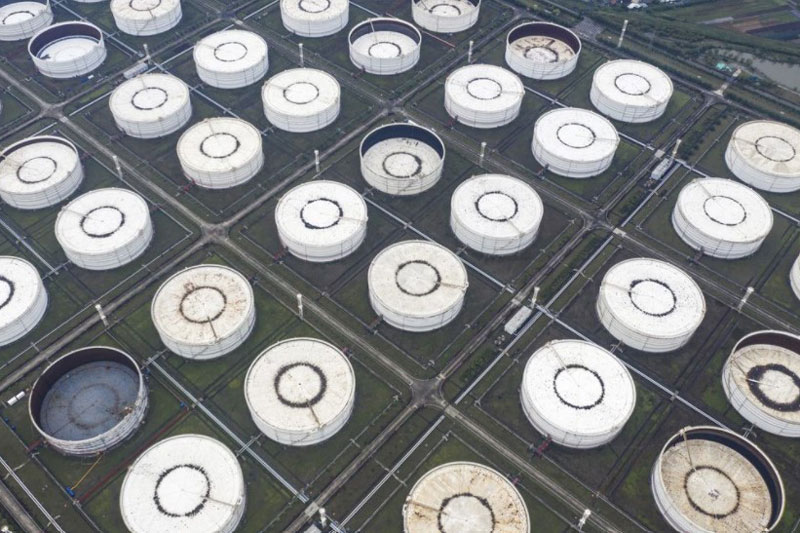 Mỹ cân nhắc giải phóng 180 triệu thùng dự trữ, giá dầu lập tức lao dốc