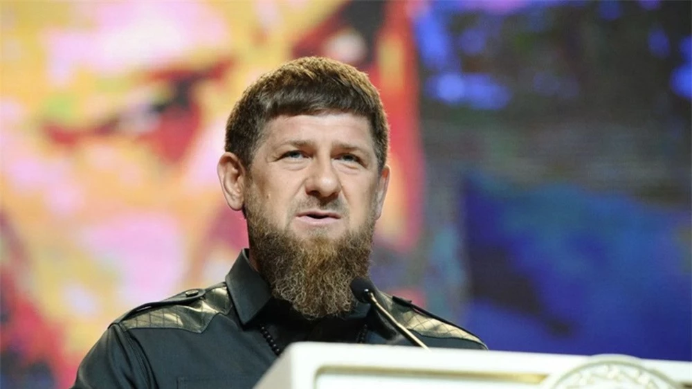 NÓNG: Đóng sập cánh cửa Mariupol, Ukraine - Nhà lãnh đạo Chechnya Kadyrov tuyên bố rắn - Ảnh 1.