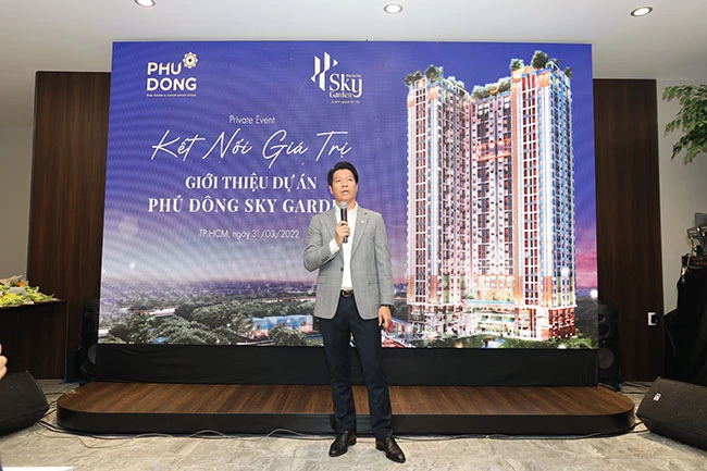 Ông Ngô Quang Phúc, Tổng Giám đốc Phú Đông Group, giới thiệu dự án Phú Đông Sky Garden vào chiều 31/3.