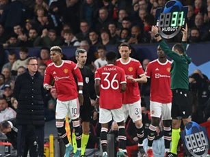Premier League sẽ được thay 5 người ở mùa 2022/23