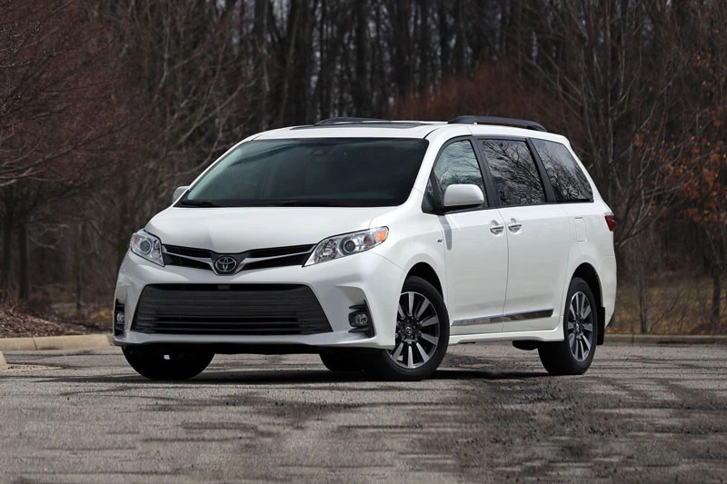 3. Toyota Sienna 2019.