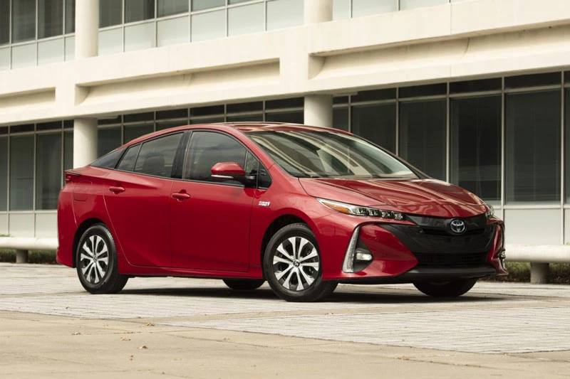 8. Toyota Prius Prime 2021.