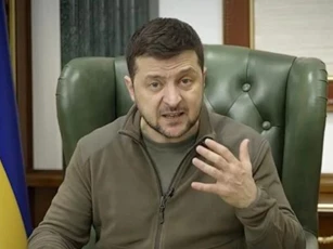 CNN: Tổng thống Ukraine quyết định NÓNG "trảm" hai tướng hàng đầu vì phản bội