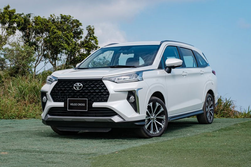 Cận cảnh Toyota Veloz Cross, giá từ 648 triệu đồng tại Việt Nam