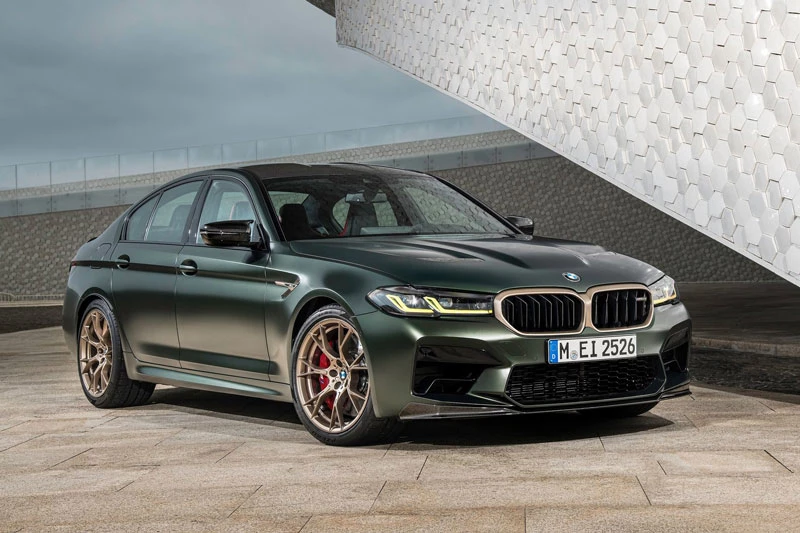 1. BMW M5 CS.