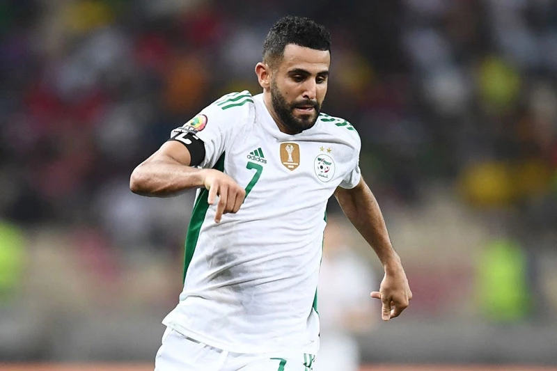 Tiền đạo: Riyad Mahrez (Algeria).