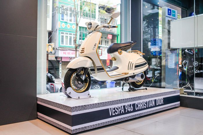 Vespa 946 và những phiên bản đặc biệt tại Việt Nam