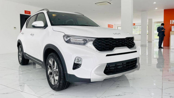 Loạt ô tô đang khan hàng tại Việt Nam