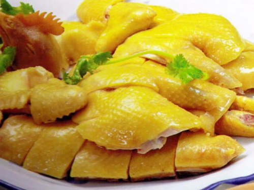 Cách chặt gà đẹp mắt khiến ai cũng gật gù khen ngợi