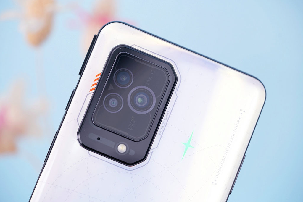 Smartphone chip S870 5G, RAM 12 GB, màn hình 144Hz, sạc 120W, giá ‘mềm’