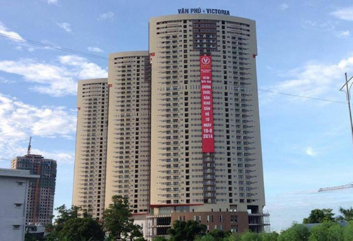 Công an truy tìm người tung clip nam sinh nhảy lầu tự tử, kèm thư tuyệt mệnh