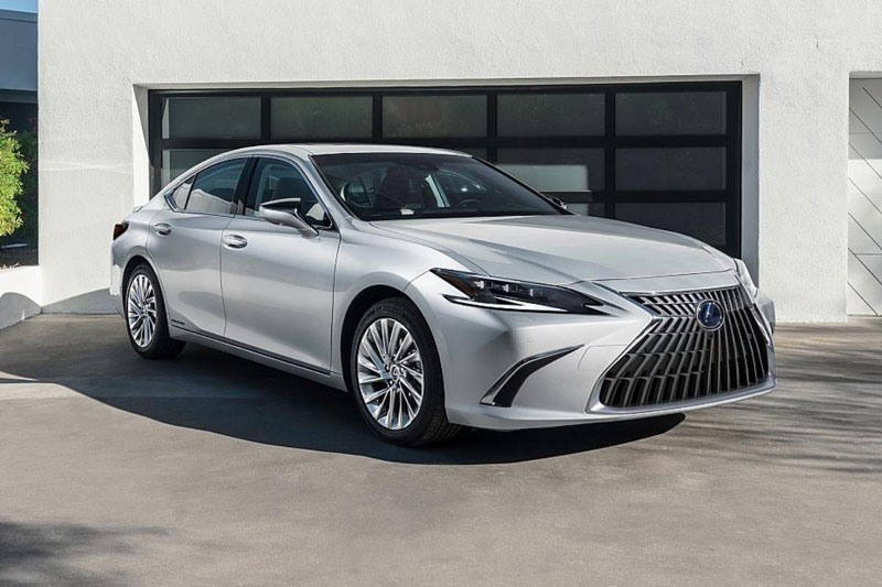 Bảng giá xe Lexus tháng 4/2022