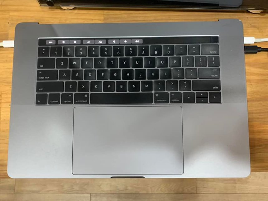 Có nên mua mâm MacBook không màn hình, giá rẻ?