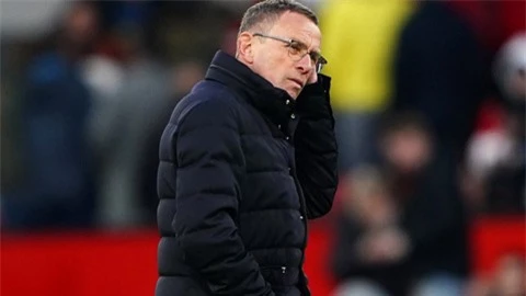 Rangnick 'không vui' sau trận hòa với Leicester