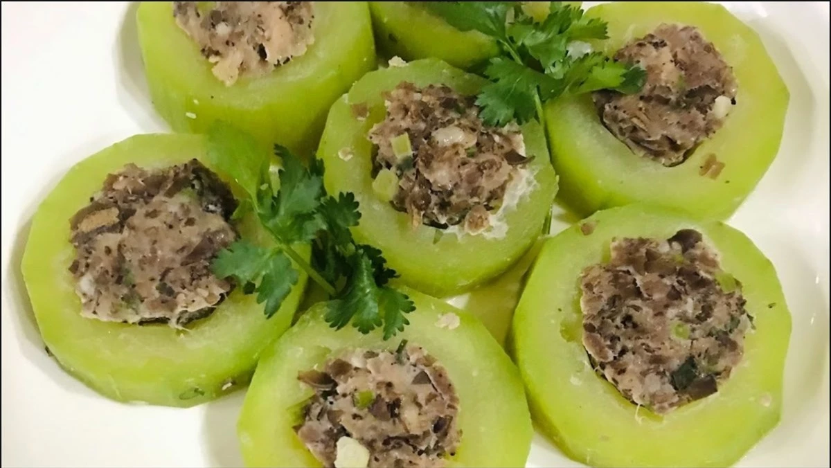 2 cách làm bí xanh hấp ngon, mát lành