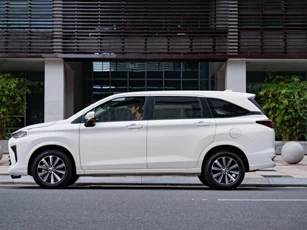 Toyota Avanza Premio có gì để cạnh tranh với Suzuki Ertiga?