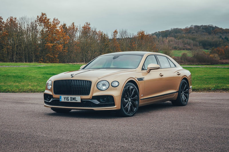 Top 10 xe sedan động cơ V8 tốt nhất thế giới: Bentley Flying Spur V8 đầu bảng