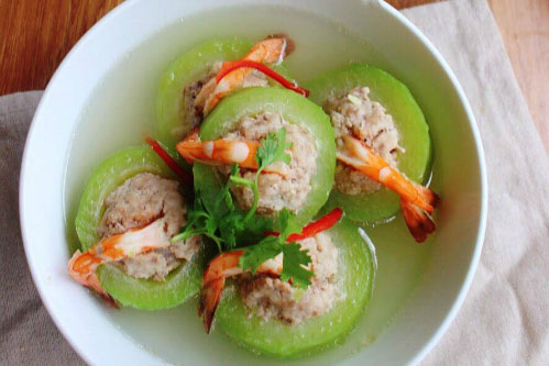 2 cách làm bí xanh hấp ngon, mát lành