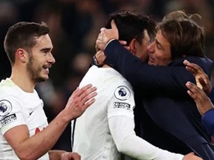 Conte quyết giật vé Champions League từ tay Arsenal