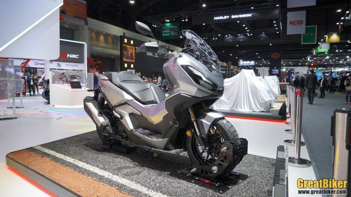 Honda ADV 350 ra mắt tại Bangkok Motor Show 2022, giá gần 124 triệu đồng