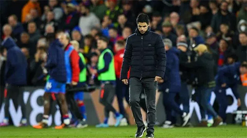 HLV Arteta xin lỗi vì thảm bại của Arsenal