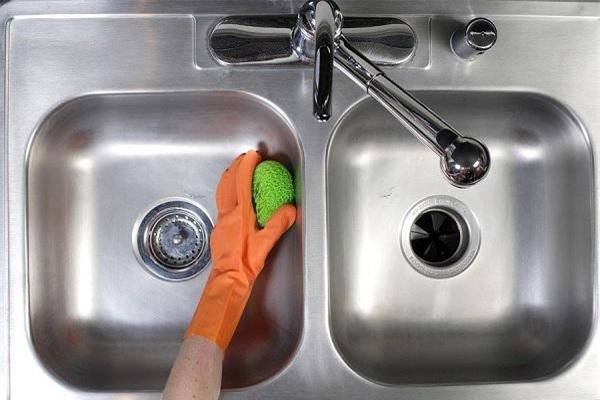 4 cách làm sạch bồn rửa bát