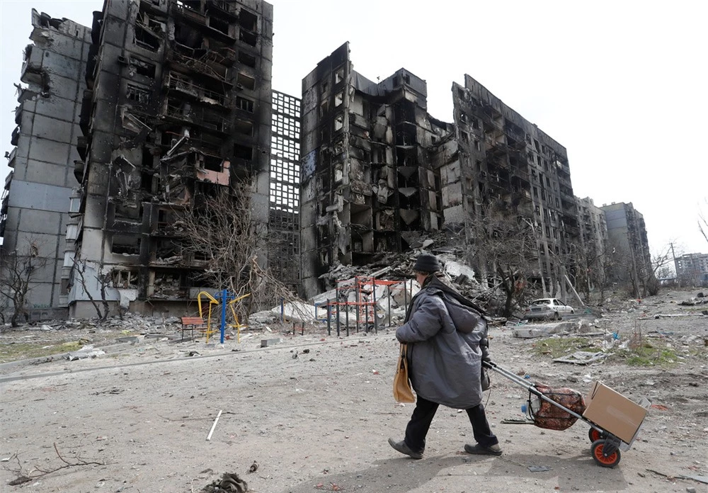 Toàn cảnh chiến sự tối 04/04: Chảo lửa Mariupol nóng rực - Nga sắp đánh lớn ở Đông Ukraine - Ảnh 4.
