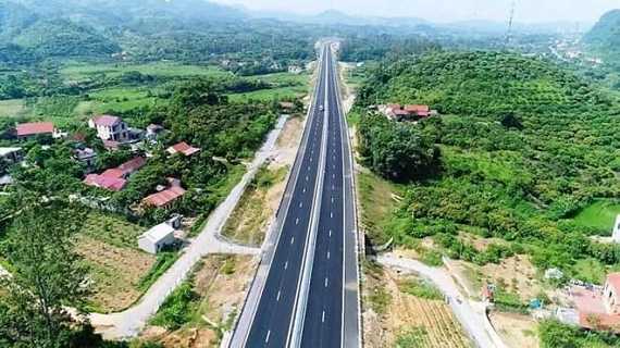 Hoàn thành dự án cao tốc Khánh Hòa - Buôn Ma Thuột giai đoạn 2021 - 2025