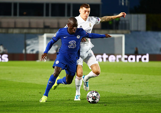 N'Golo Kante, một tay có 'che nổi bầu trời'?