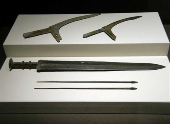 3 thanh kiếm nổi tiếng: Số 2 nghìn năm vẫn sắc bén, chất lượng khiến chuyên gia ngả mũ - Ảnh 4.