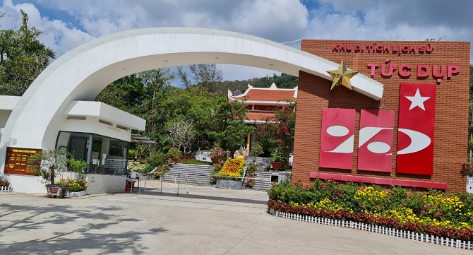 Công ty Cổ phần Du lịch An Giang tự ý xâm hại di tích lịch sử quốc gia ở “Ngọn đồi 2 triệu đô la”