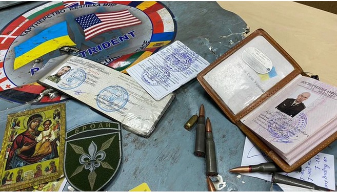 Chỉ huy Azov Ukraine ở Mariupol bỏ chạy, mặc lính - Nga liên tiếp diệt trực thăng giải cứu