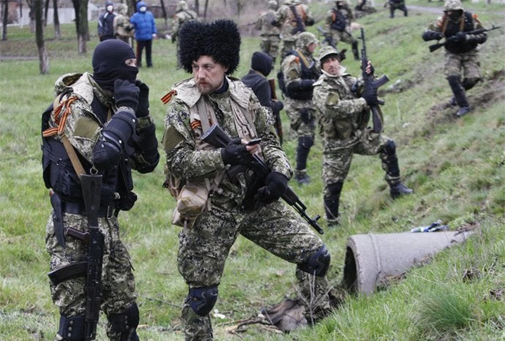Giao tranh tiếp diễn ở Mariupol, Donbass - QĐ Nga tuyên bố phá hủy 5 căn cứ Ukraine - Ảnh 3.