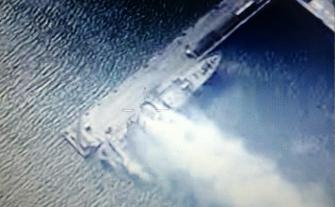 Chảo lửa Mariupol nóng rực, quân đội Nga phá hủy tàu chỉ huy Hải quân Ukraine