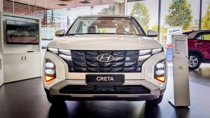 cận cảnh hyundai creta 2022 về đại lý, chênh giá đến 60 triệu đồng