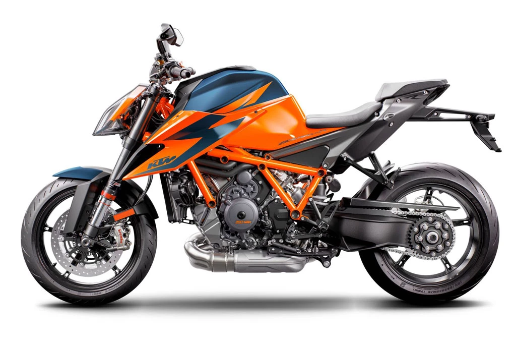 KTM 1290 Super Duke R 2020.