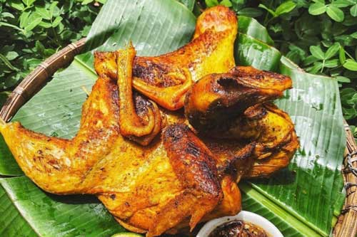 Lên Đăk Lăk thưởng thức gà nướng Bản Đôn, món ngon phảng phất hương vị núi rừng