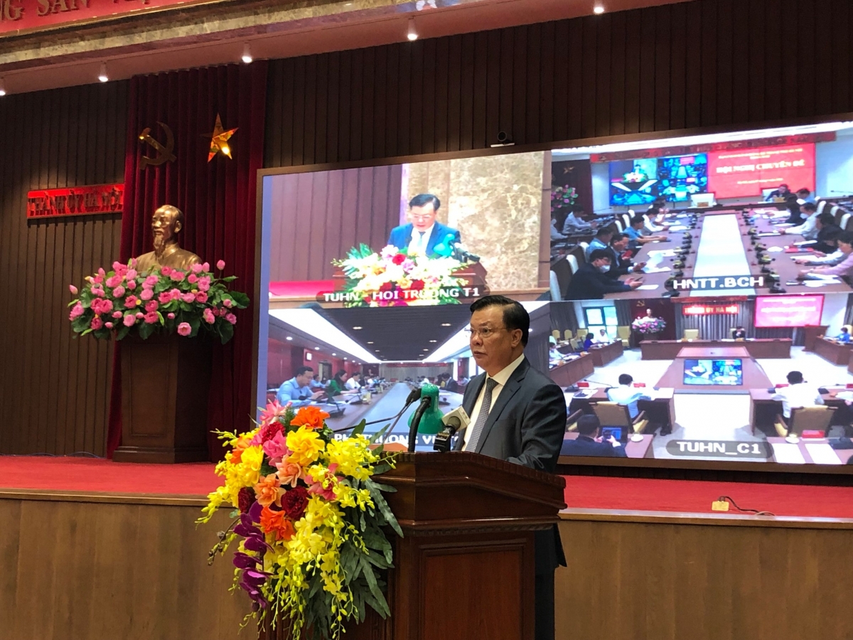 Bí thư Hà Nội: "Thiết lập kỷ cương quản lý dự án và sử dụng đất đai"