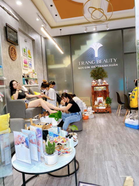 Trang Beauty Salon - Academy là đơn vị đào tạo nhân lực ngành nail & mi chuyên nghiệp hàng đầu.