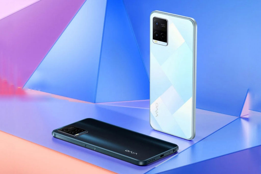 Smartphone RAM 4 GB, pin 5.000 mAh, giá hơn 4 triệu đồng