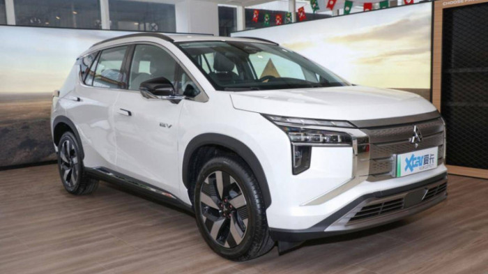Xe điện Mitsubishi Airtrek EV 2022 ra mắt, di chuyển tối đa 520km