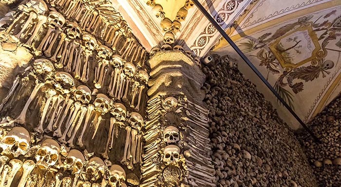 7 ngôi nhà kỳ dị nhất thế giới, muốn cảm giác mạnh bạn hãy thử qua đêm