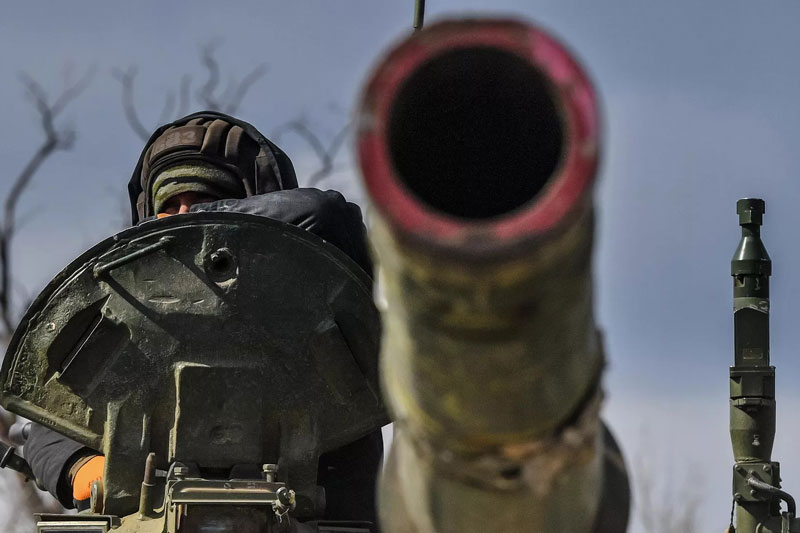 Máy bay Nga bắn trúng 81 cơ sở quân sự ở Ukraine