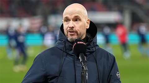 Ajax cấm báo Anh đến họp báo vì Ten Hag