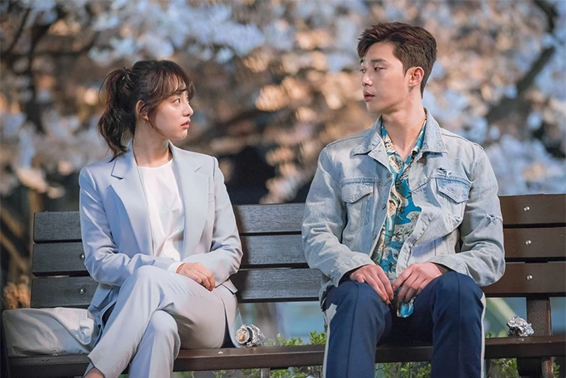 Dàn nam thần 'nhan sắc mãi đỉnh' trên màn ảnh xứ Hàn: Lee Min Ho ngày càng 'sang - xịn - mịn' sau hơn 1 thập kỷ, tạo hình cổ trang của Song Joong Ki trông ra sao? - Ảnh 8.