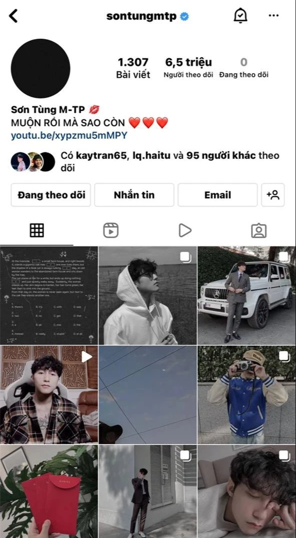 Sơn Tùng đã UNFOLLOW tất cả mọi người trên Instagram, toàn bộ các trang thuộc công ty M-TP đều đổi ảnh đen sì báo hiệu sắp comeback? - Ảnh 1. Sơn Tùng đã UNFOLLOW tất cả mọi người trên Instagram, toàn bộ các trang thuộc công ty M-TP đều đổi ảnh đen sì báo hiệu sắp comeback? - Ảnh 1.