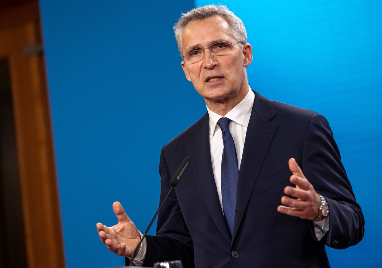 NATO hoan nghênh Phần Lan và Thụy Điển gia nhập liên minh quân sự