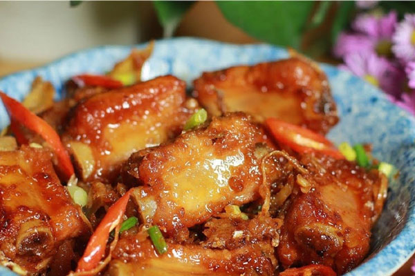 Sườn hấp: Lạ miệng mà giàu dinh dưỡng