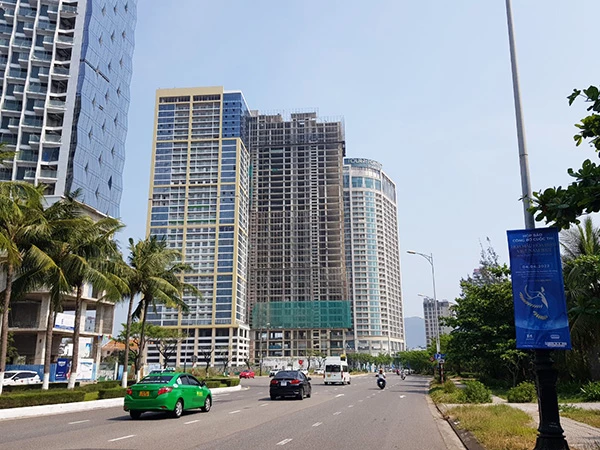Dự án Central Coast (iuwax, đang xây dựng) là 1 trong 6 dự án đang thế chấp ngân hàng đủ điều kiện bán nhà ở hình thành trong tương lại tại Đà Nẵng